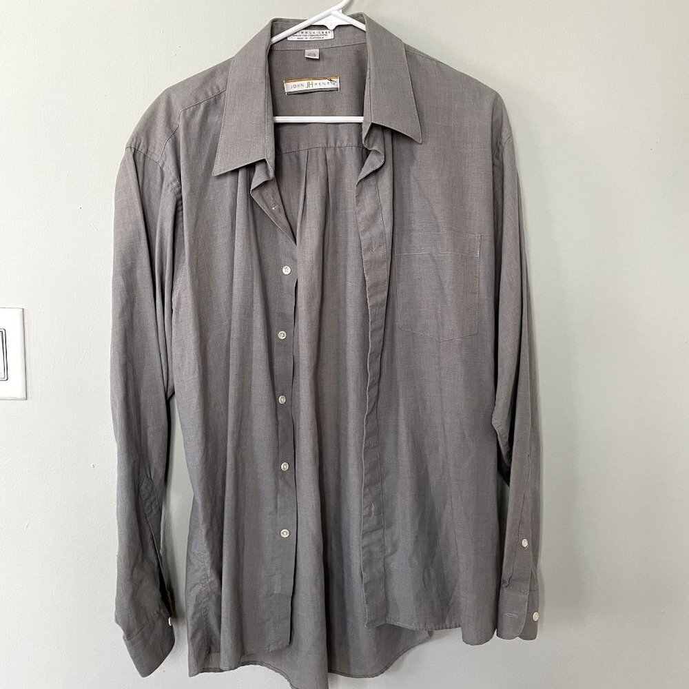 John Henry wrinkle-less gray long sleeved men's button down shirt size 17.5